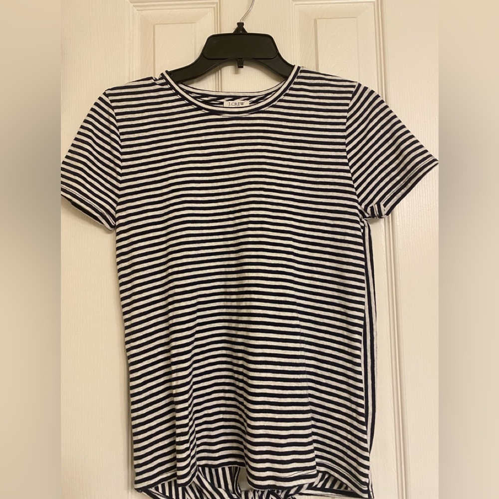 J. Crew Super Soft Tie Knot Black & White Striped Tee, Size XS 🖤🤍 - Picture 1 of 4